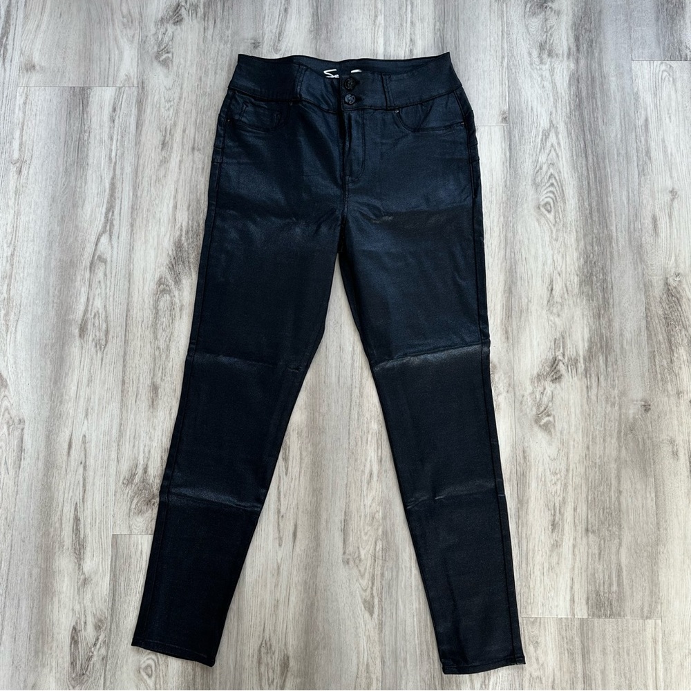 Seven7 size 12 Women's Skinny Jeans - Black